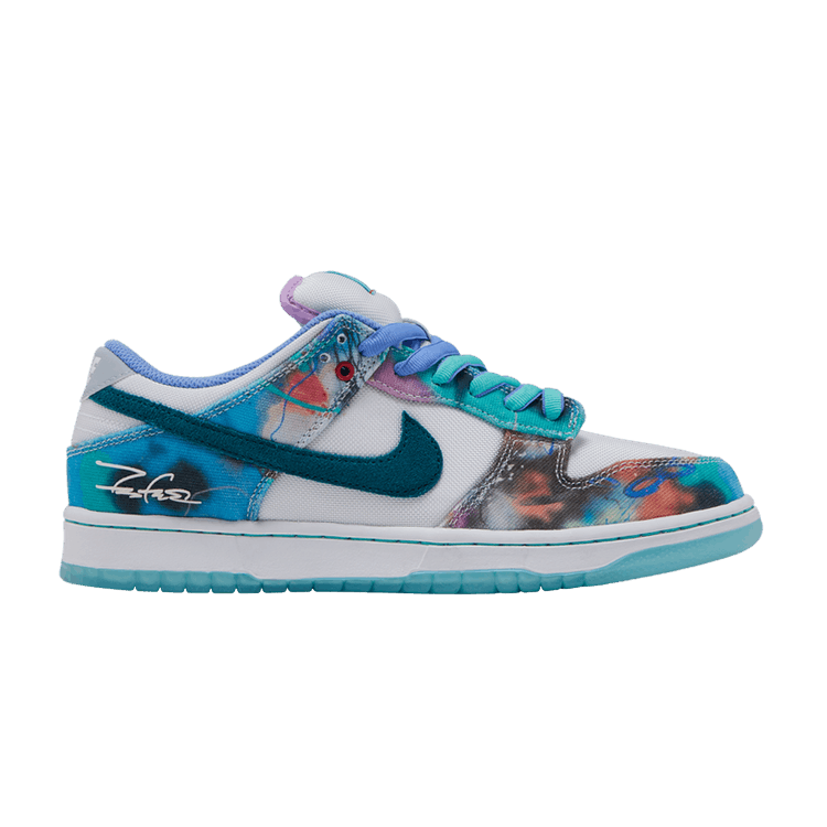 Futura-Laboratories-X-Dunk-Low-Sb-Bleached-Aqua